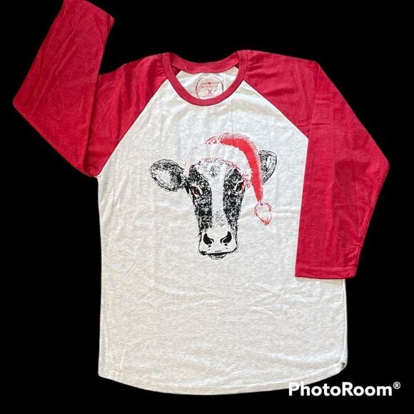 NWOT Jane Marie Size M Christmas Cow Baseball Style Tee - Picture 1 of 4